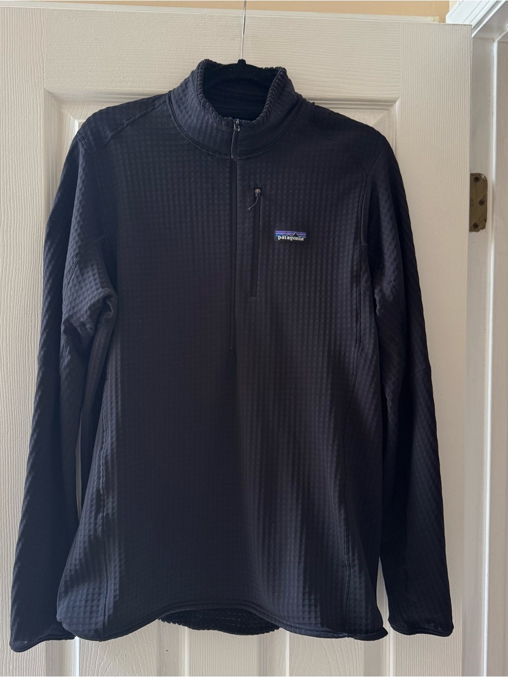 Patagonia R1 Black Fleece Pullover